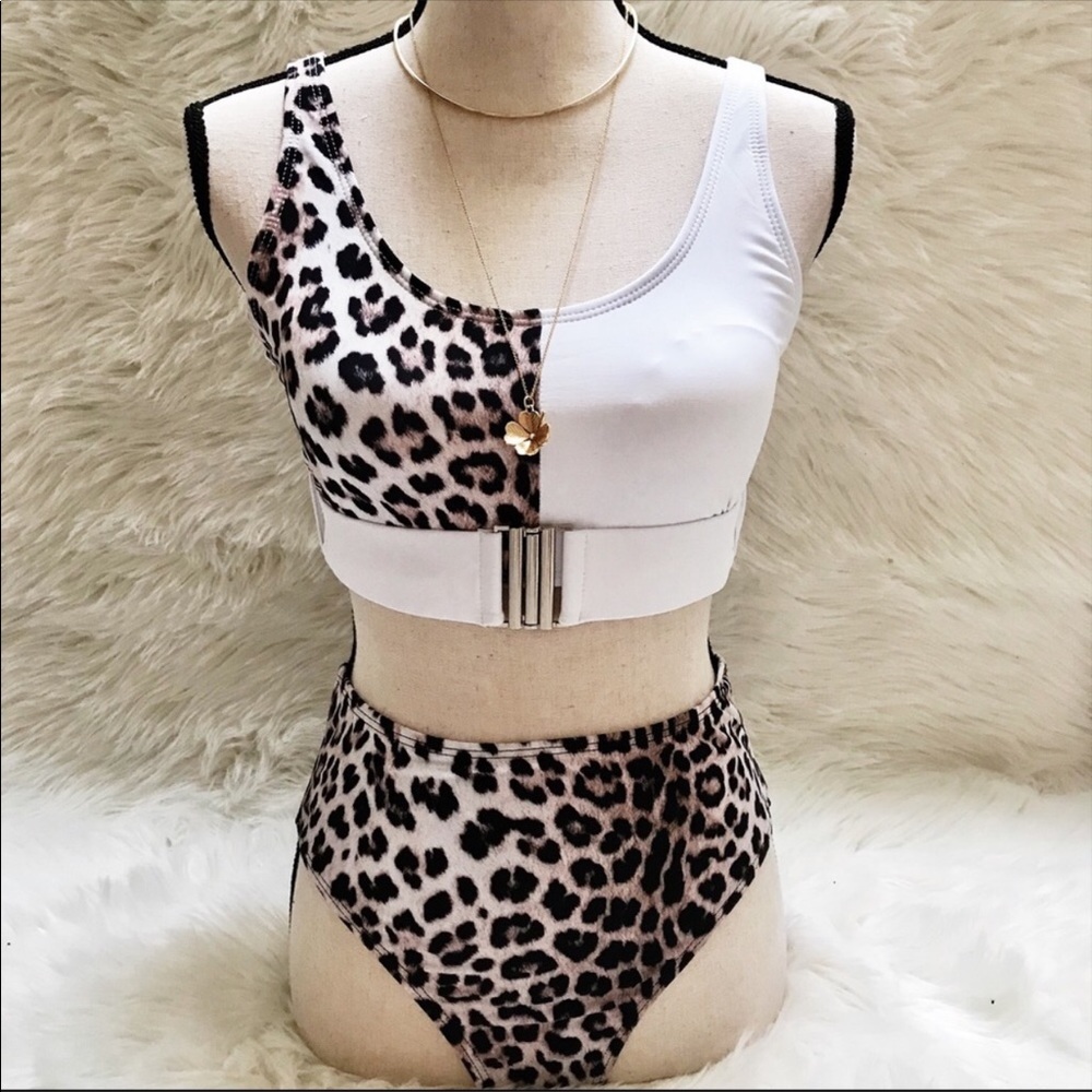 🎇Leopard Print High Waisted Bikini - M